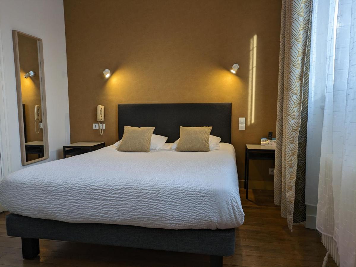 Logis Hotel Le Saint Florent مو بري شانبورْ المظهر الخارجي الصورة