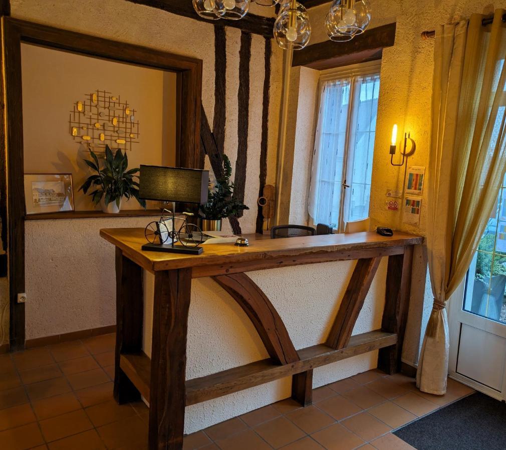 Logis Hotel Le Saint Florent مو بري شانبورْ المظهر الخارجي الصورة