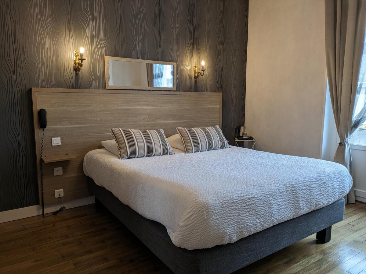 Logis Hotel Le Saint Florent مو بري شانبورْ المظهر الخارجي الصورة